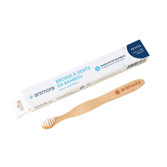 Bamboo toothbrush for pets